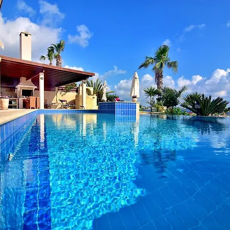 Villa Mia