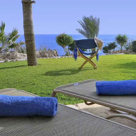 Mia * Paphos
